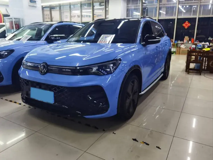 2024 Volkswagen Tiguan L 2.0T 220HP L4 7DCT