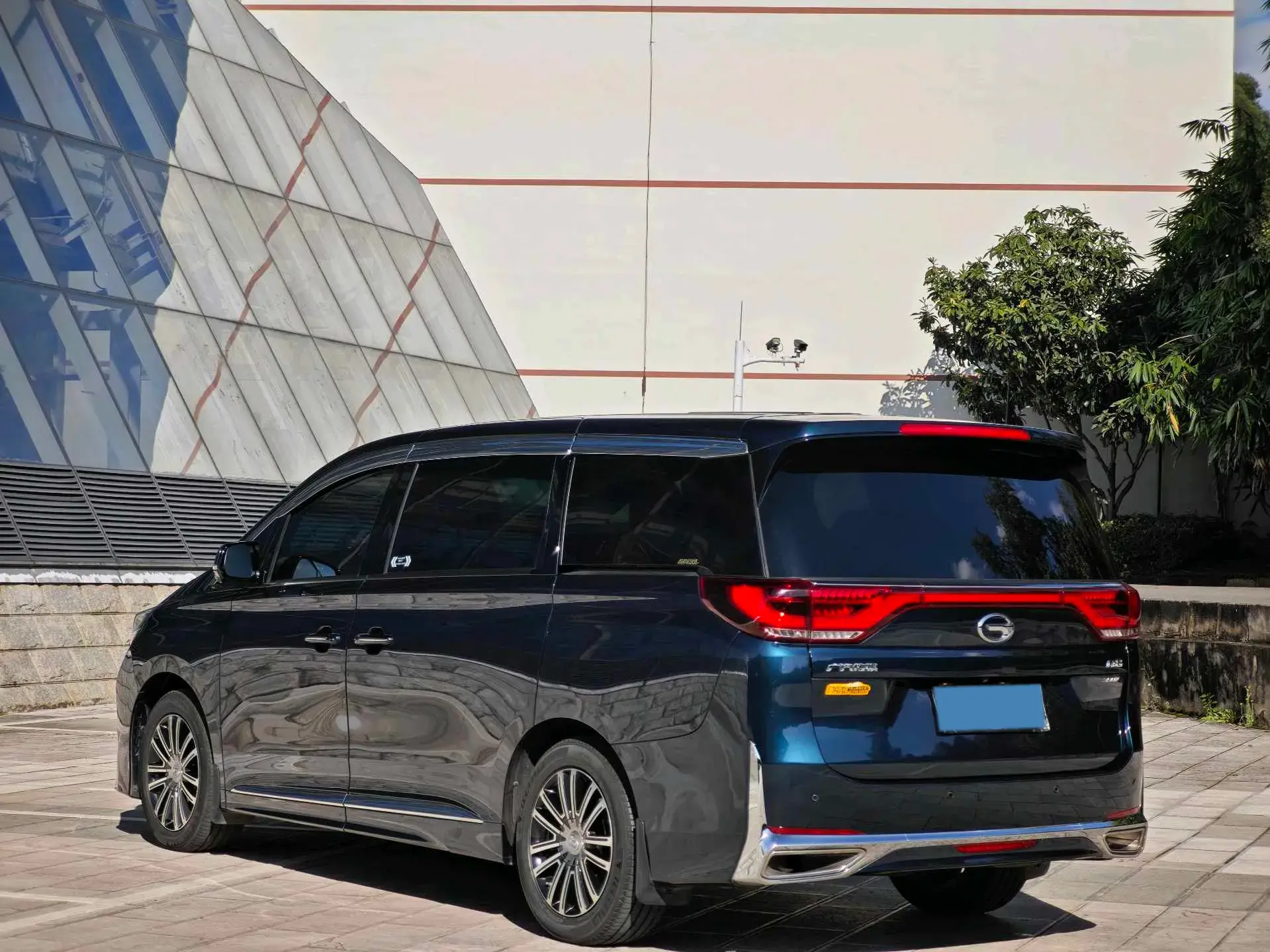 2021 GAC TRUMPCHI thumbnail 4