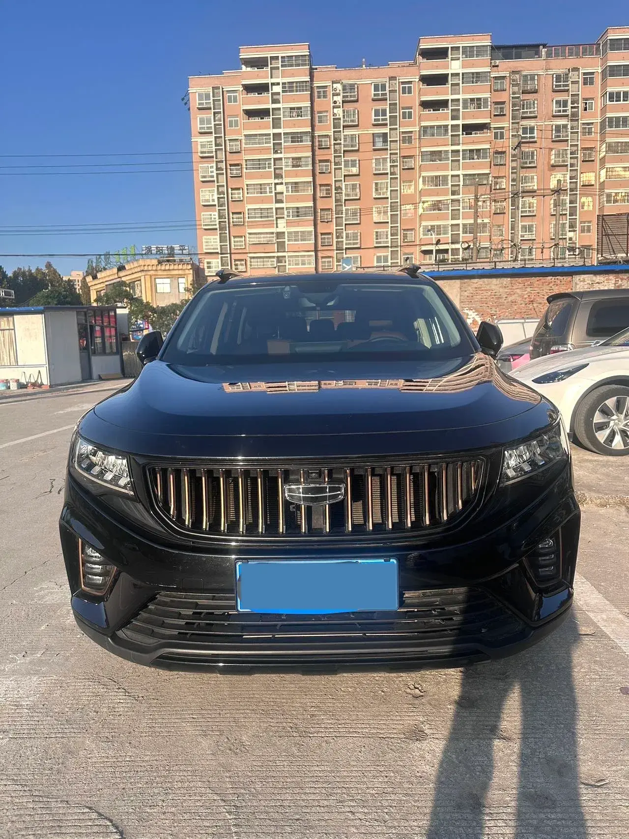 2022 GEELY OKAVANGO thumbnail 3