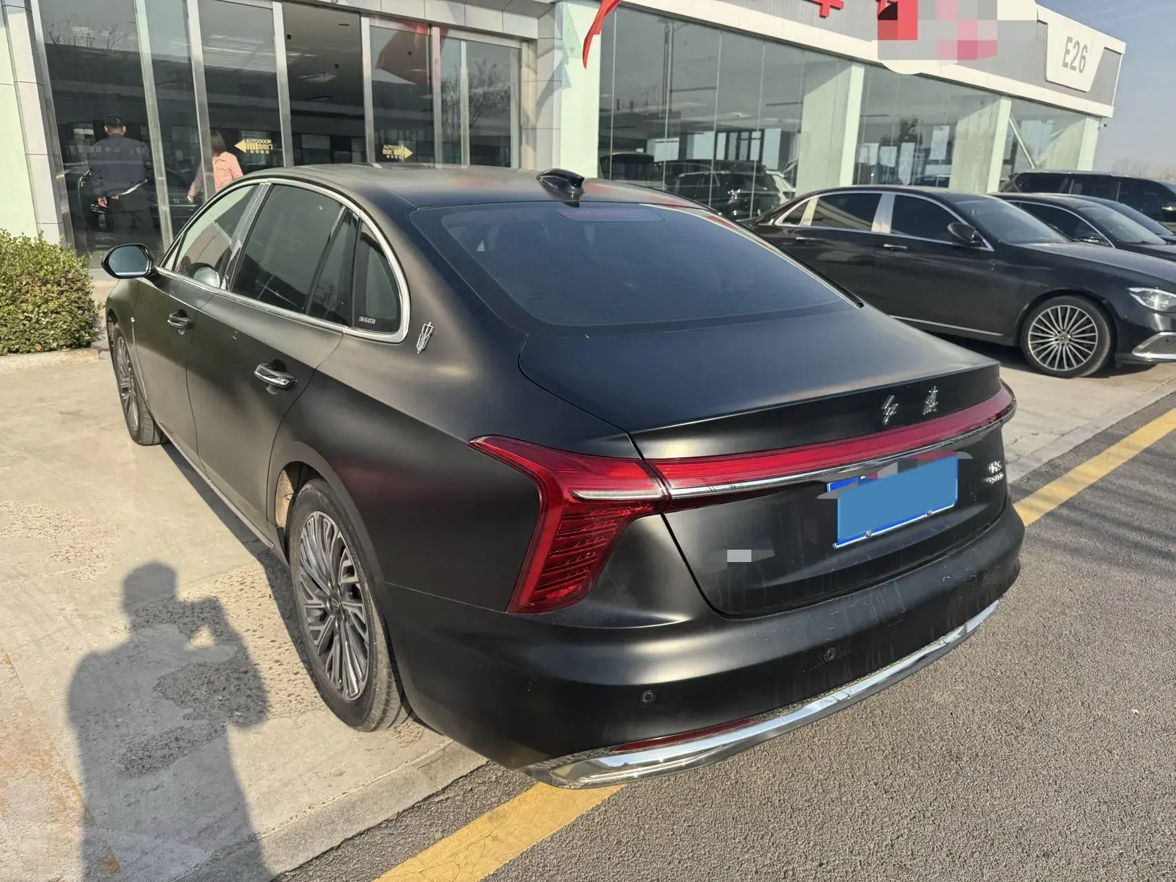 2023 HONGQI H5 thumbnail 2