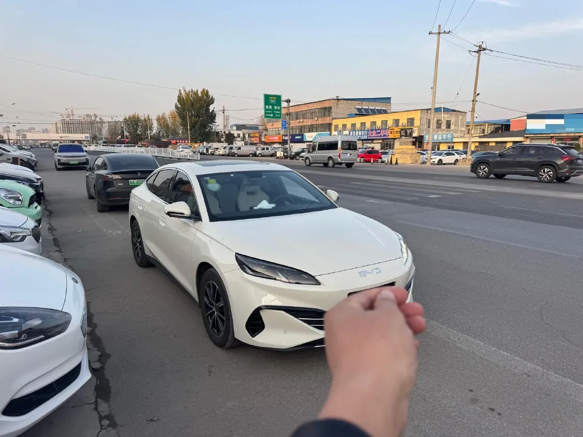 2024 BYD Seal 06 1.5L 101HP L4 E-CVT PHEV 15.87KWH,autocango,china used car exporter,china ev exporter,chinese used car exporter,chinese used ev exporter