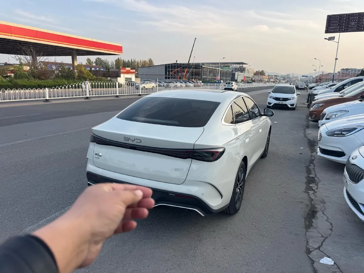 2024 BYD Seal 06 1.5L 101HP L4 E-CVT PHEV 15.87KWH,autocango,china used car exporter,china ev exporter,chinese used car exporter,chinese used ev exporter