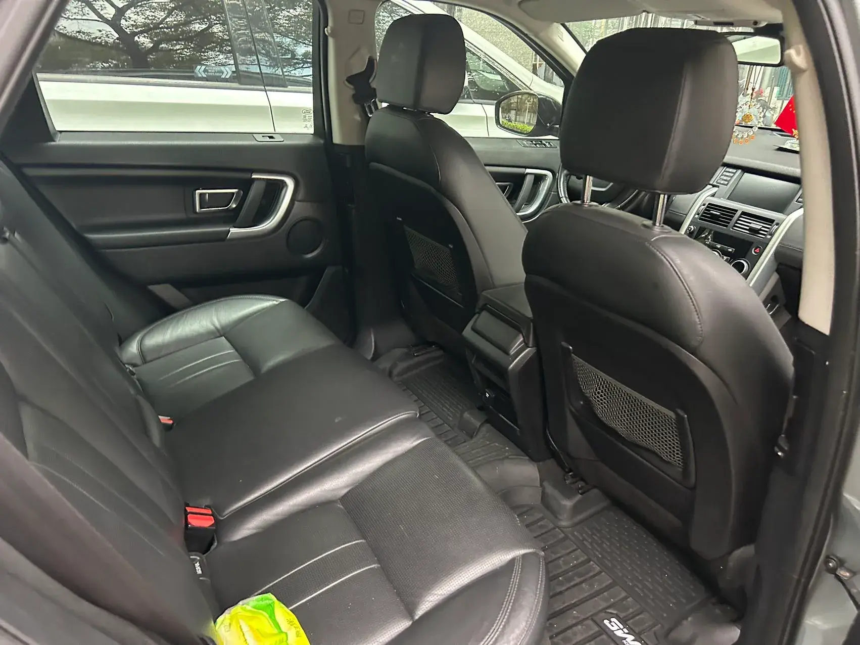 2018 LAND ROVER thumbnail 4