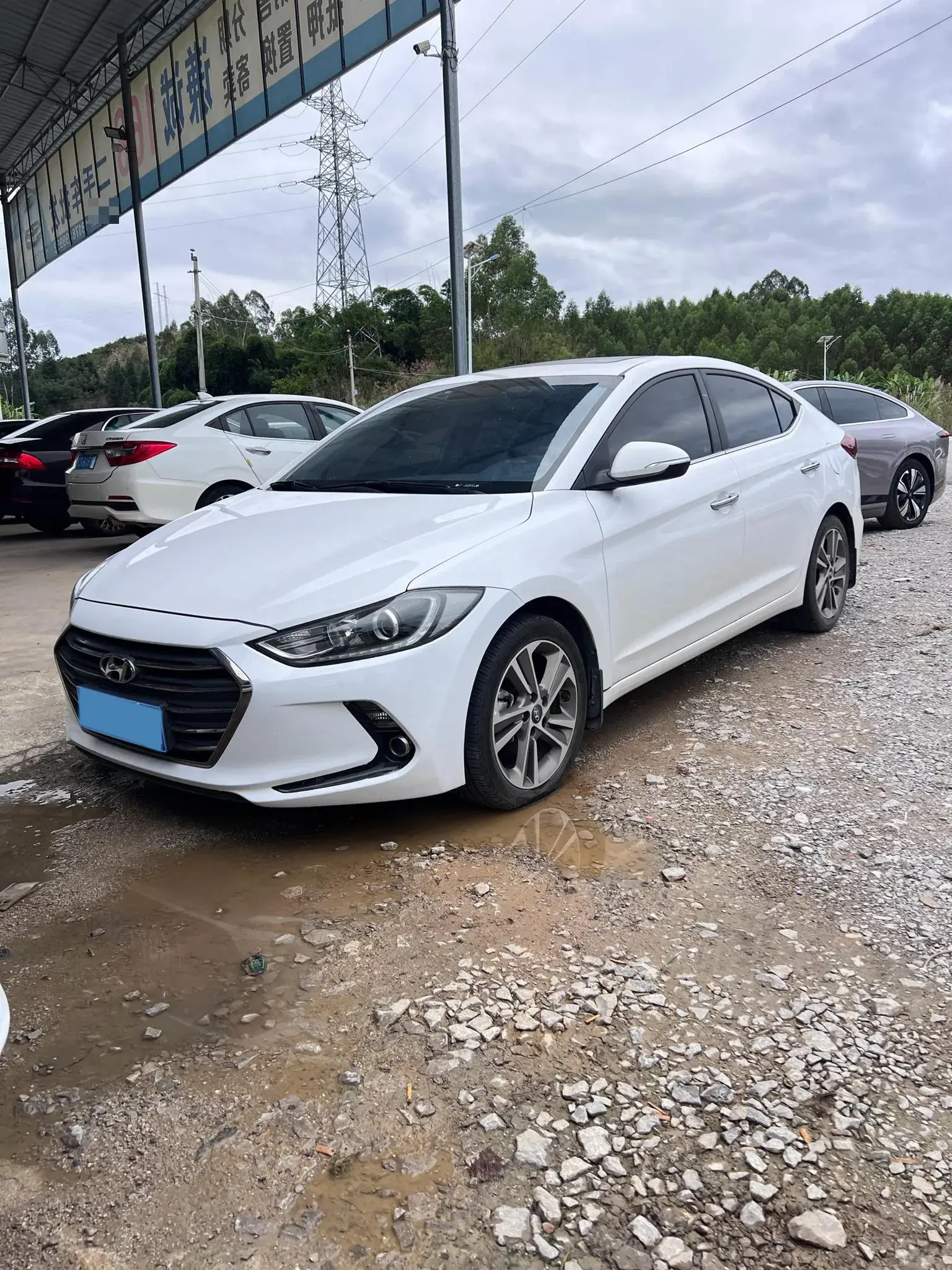 2016 HYUNDAI ELANTRA view 1