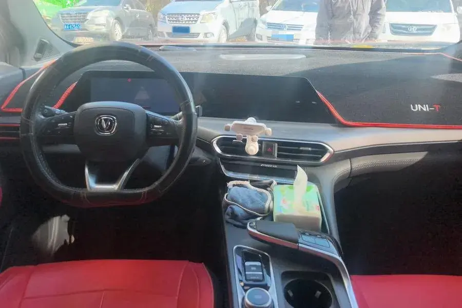 2020 CHANGAN UNI-T thumbnail 3