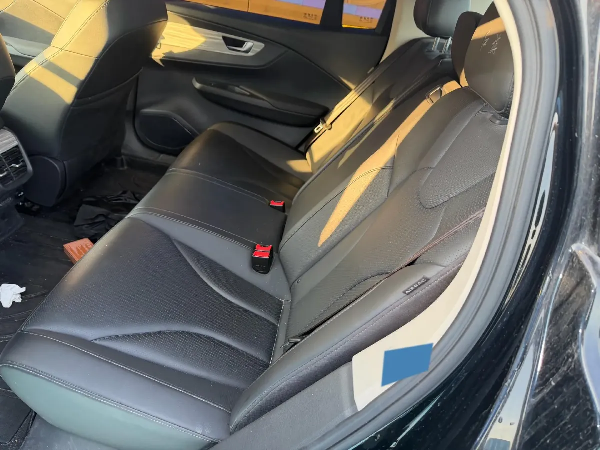 2023 HongQi E-QM5 BEV 74.9KWH,autocango,china used car exporter,china ev exporter,chinese used car exporter,chinese used ev exporter