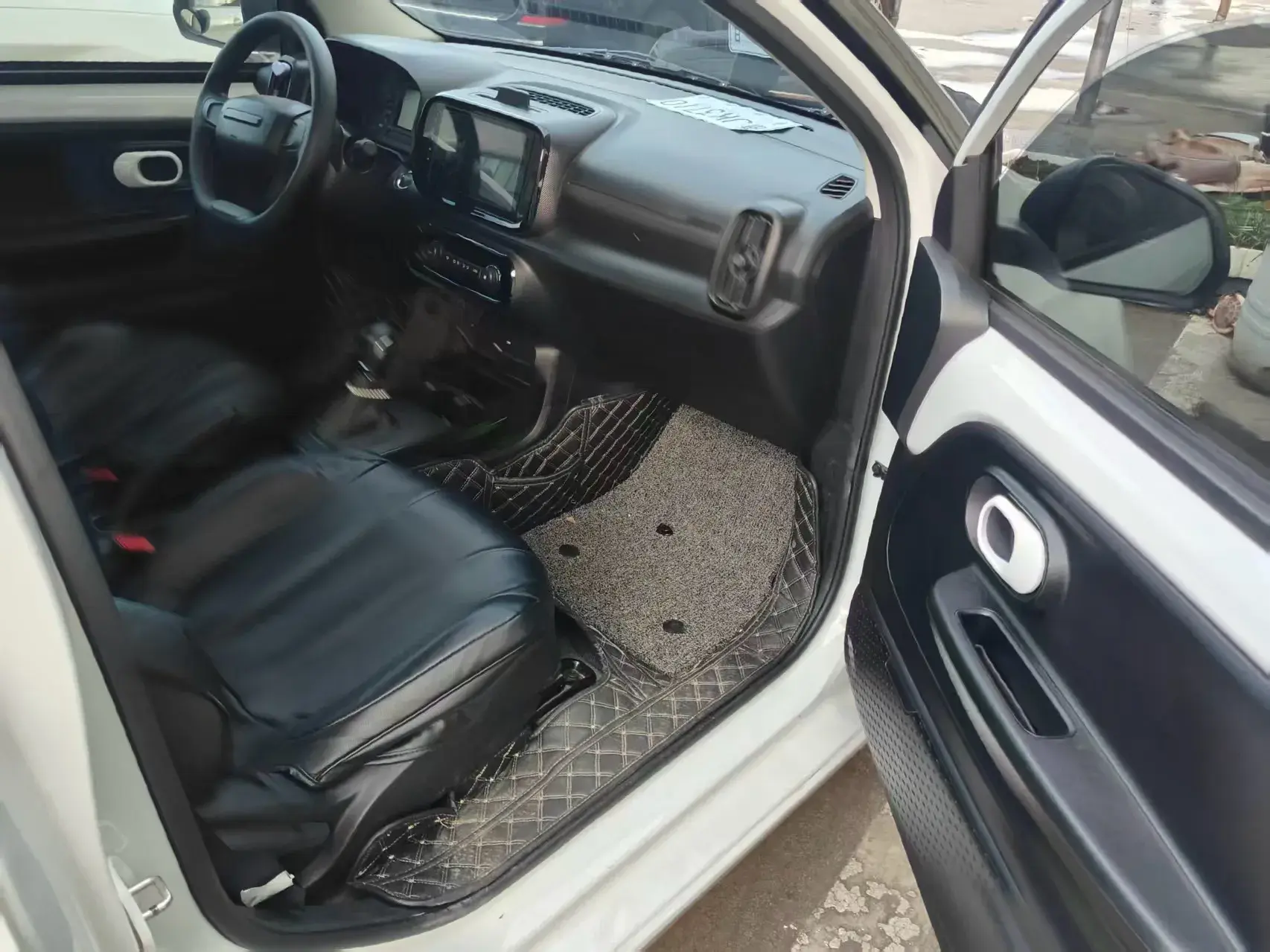 2021 ROEWE CLEVER thumbnail 4