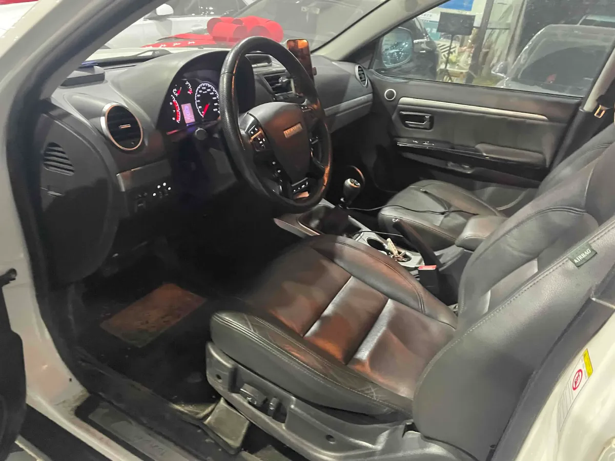 2018 Haval H5 Class 2.0T 190HP L4 6MT,autocango,china used car exporter,china ev exporter,chinese used car exporter,chinese used ev exporter