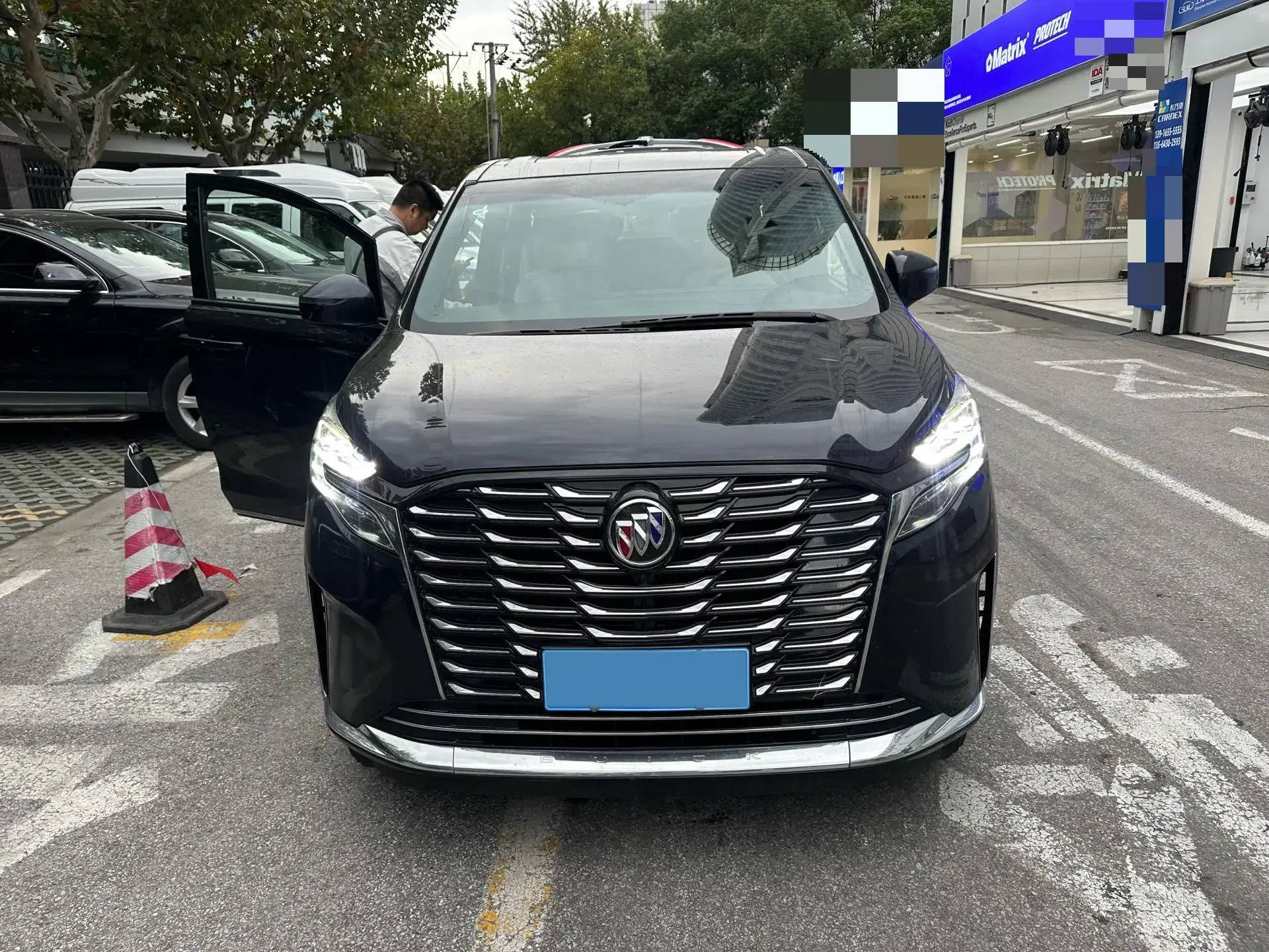 2023 BUICK GL8 thumbnail 2