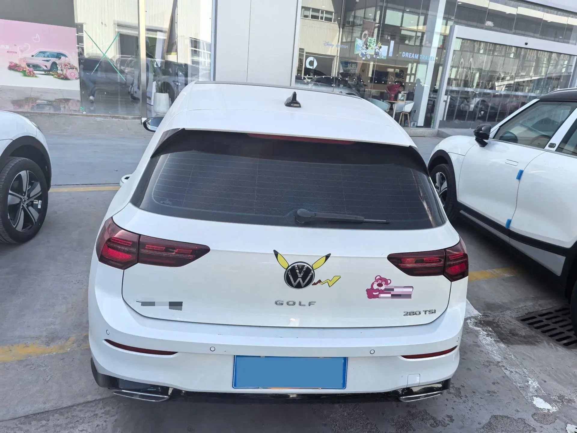 2023 VOLKSWAGEN GOLF thumbnail 3