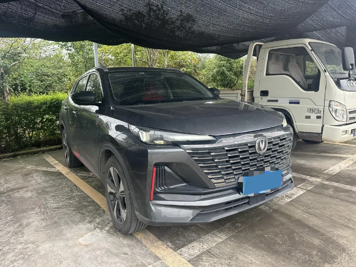 2022 ChangAn CS75 Plus 1.5T 178HP L4 6AT,autocango,china used car exporter,china ev exporter,chinese used car exporter,chinese used ev exporter