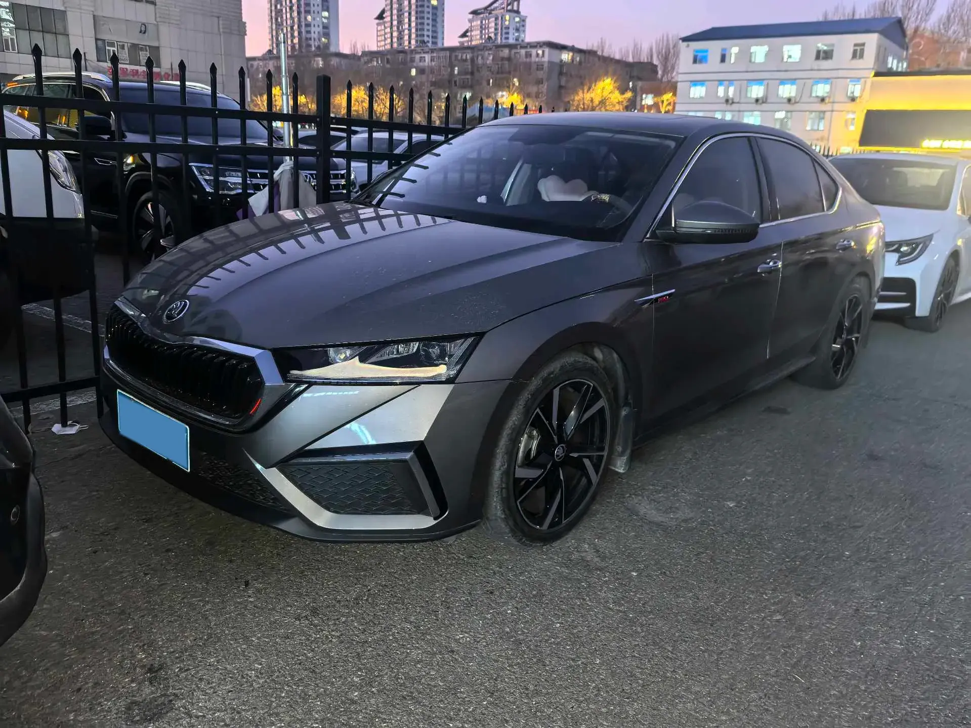 2021 SKODA OCTAVIA view 1