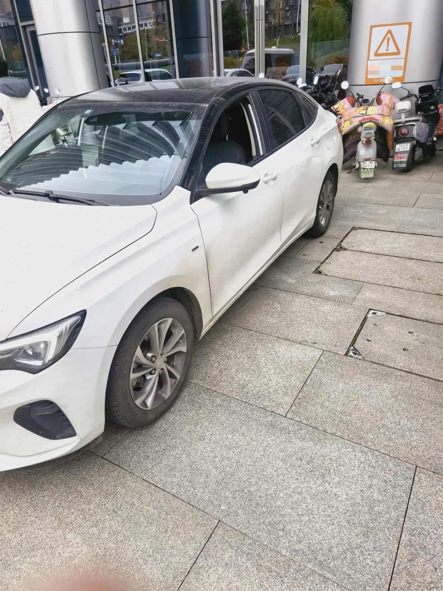 2022 BUICK VERANO thumbnail 3