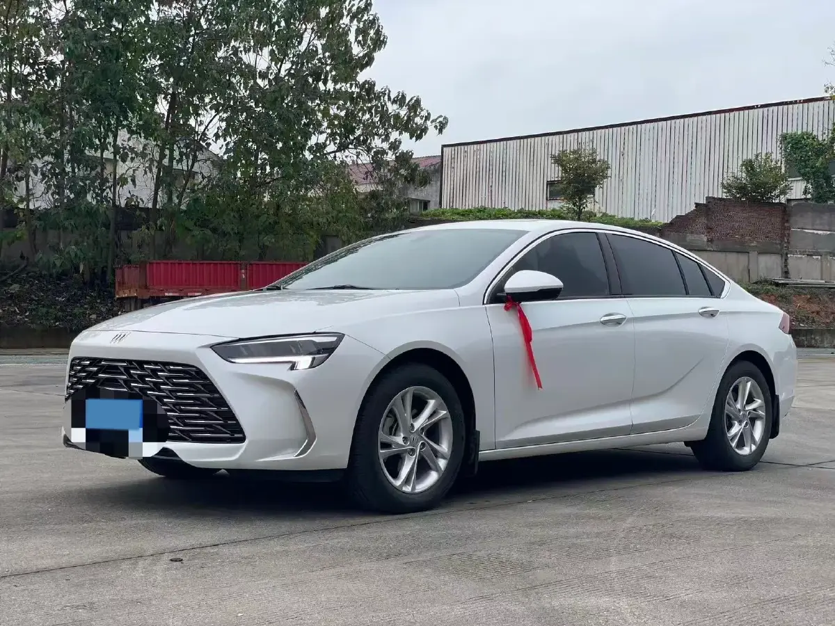 2025 Buick Regal 1.5T 169HP L4 9AT