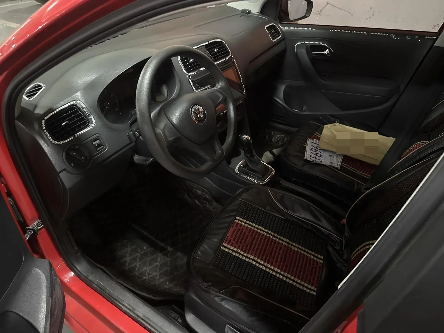 2016 VOLKSWAGEN POLO thumbnail 3