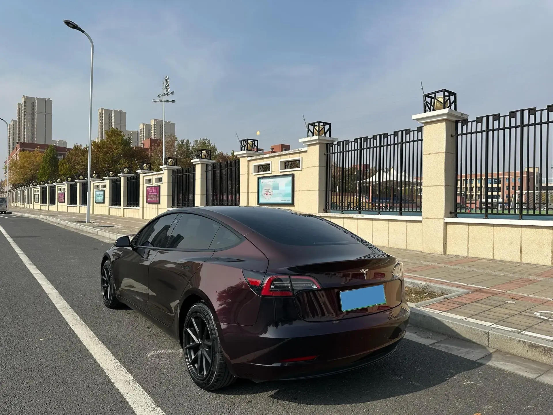 2021 TESLA MODEL thumbnail 4