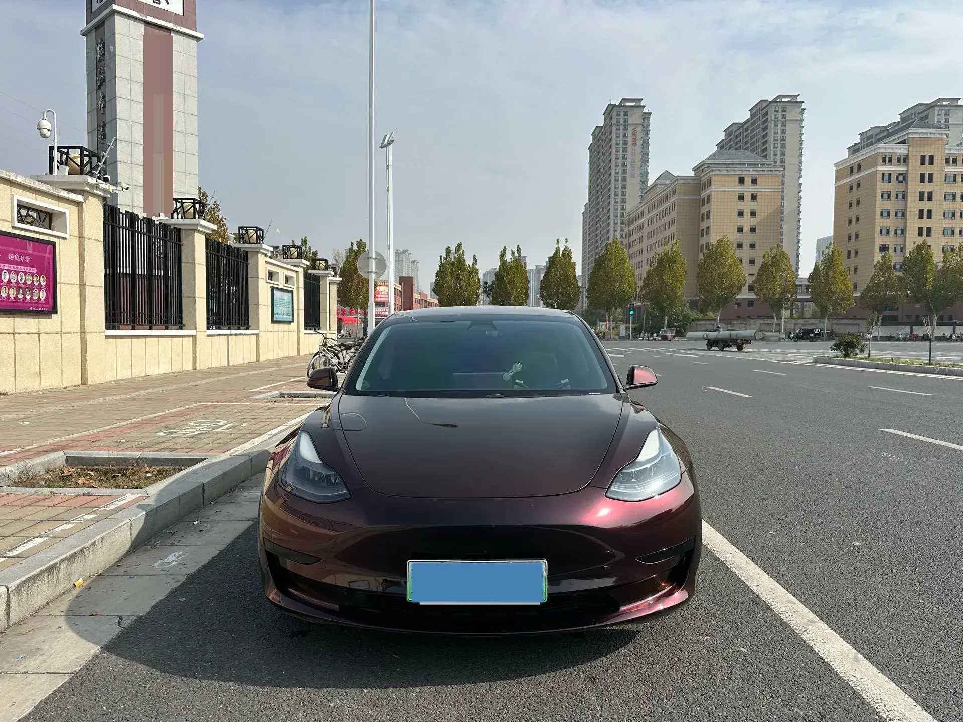 2021 TESLA MODEL thumbnail 2