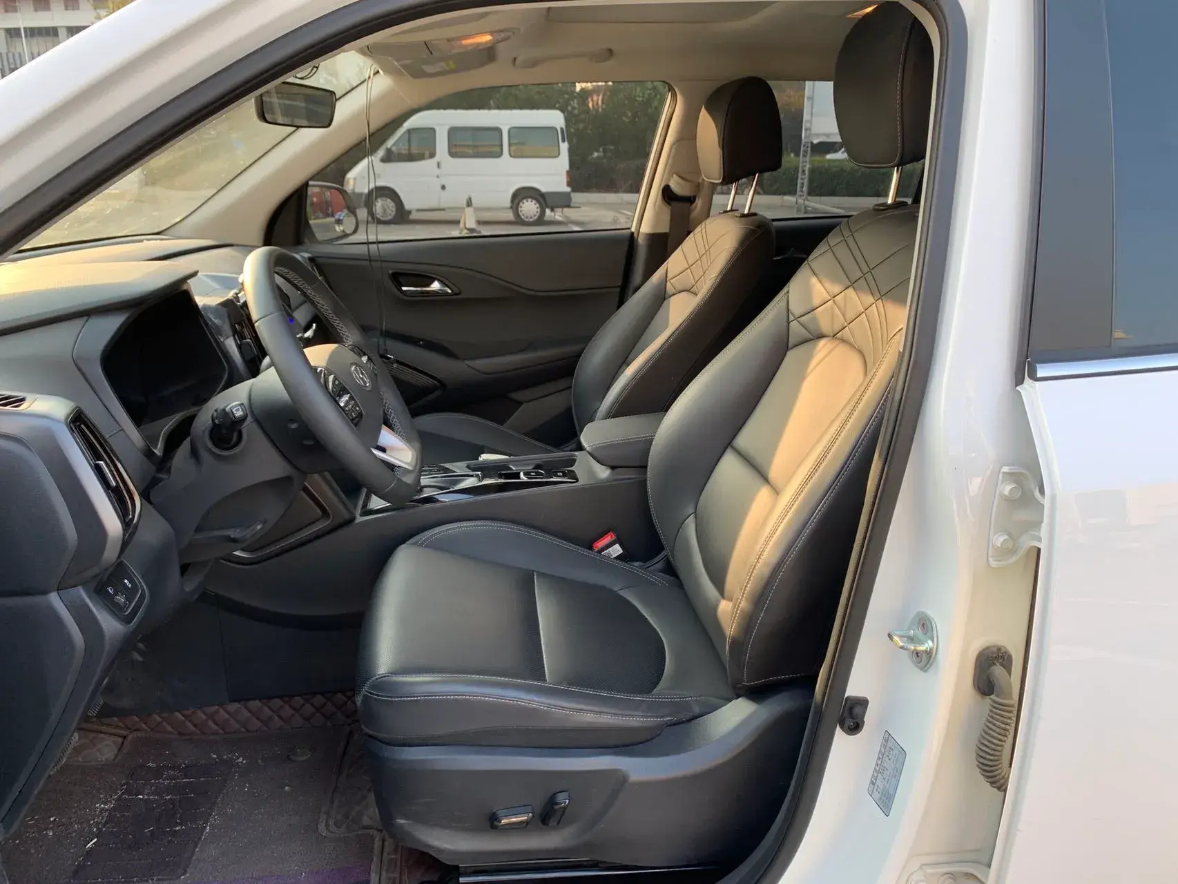 2021 HYUNDAI IX35 thumbnail 3