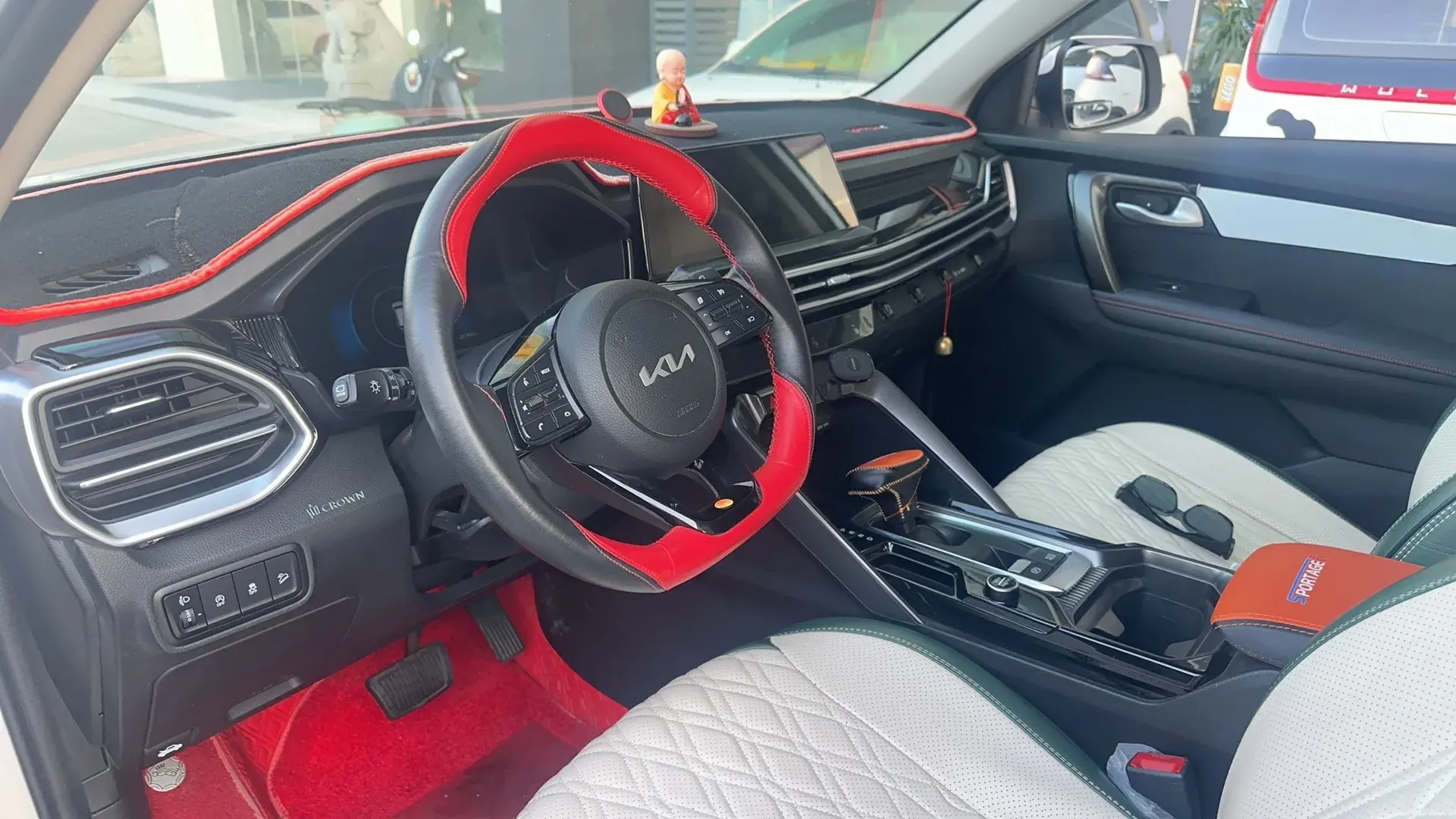 2021 KIA SPORTAGE thumbnail 4