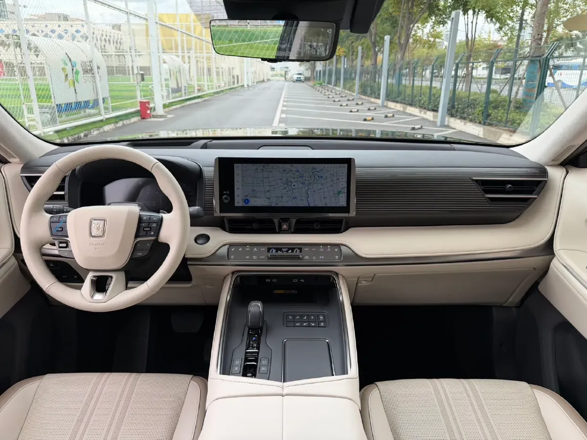 2024 Century Century 3.5L 262HP V6 E-CVT PHEV 18.1KWH,autocango,china used car exporter,china ev exporter,chinese used car exporter,chinese used ev exporter