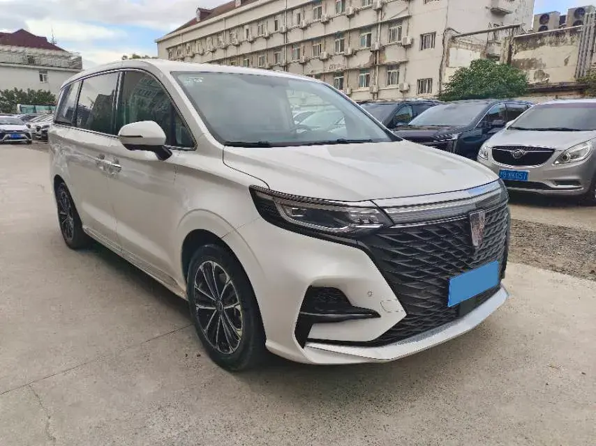 2021 ROEWE IMAX8 thumbnail 2