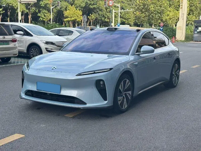2024 NIO ET5 BEV 75KWH