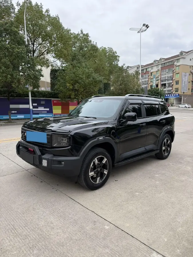 2025 Jetour Freeman 1.5T 184HP L4 7DCT