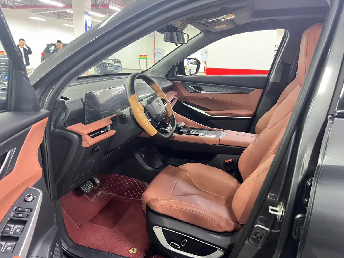 2024 ChangAn CS75 Plus 1.5T 188HP L4 8AT,autocango,china used car exporter,china ev exporter,chinese used car exporter,chinese used ev exporter