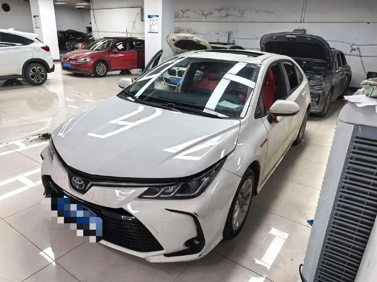 2021 Toyota Corolla 1.8L 98HP L4 E-CVT Hybrid