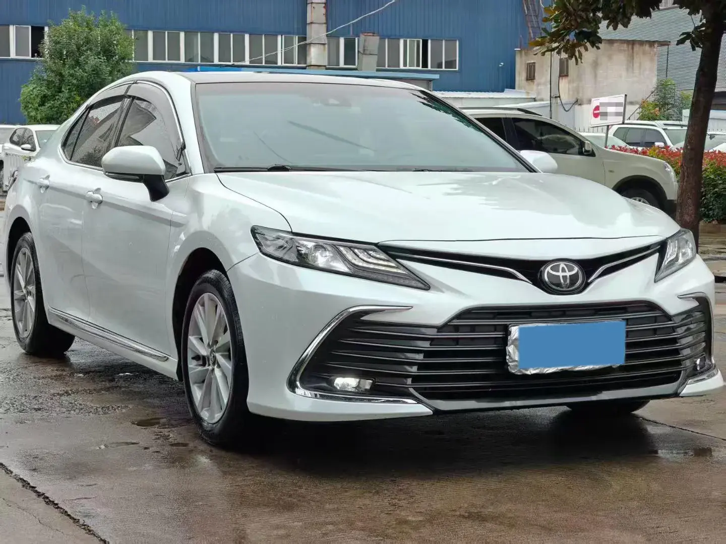 2021 TOYOTA CAMRY thumbnail 3