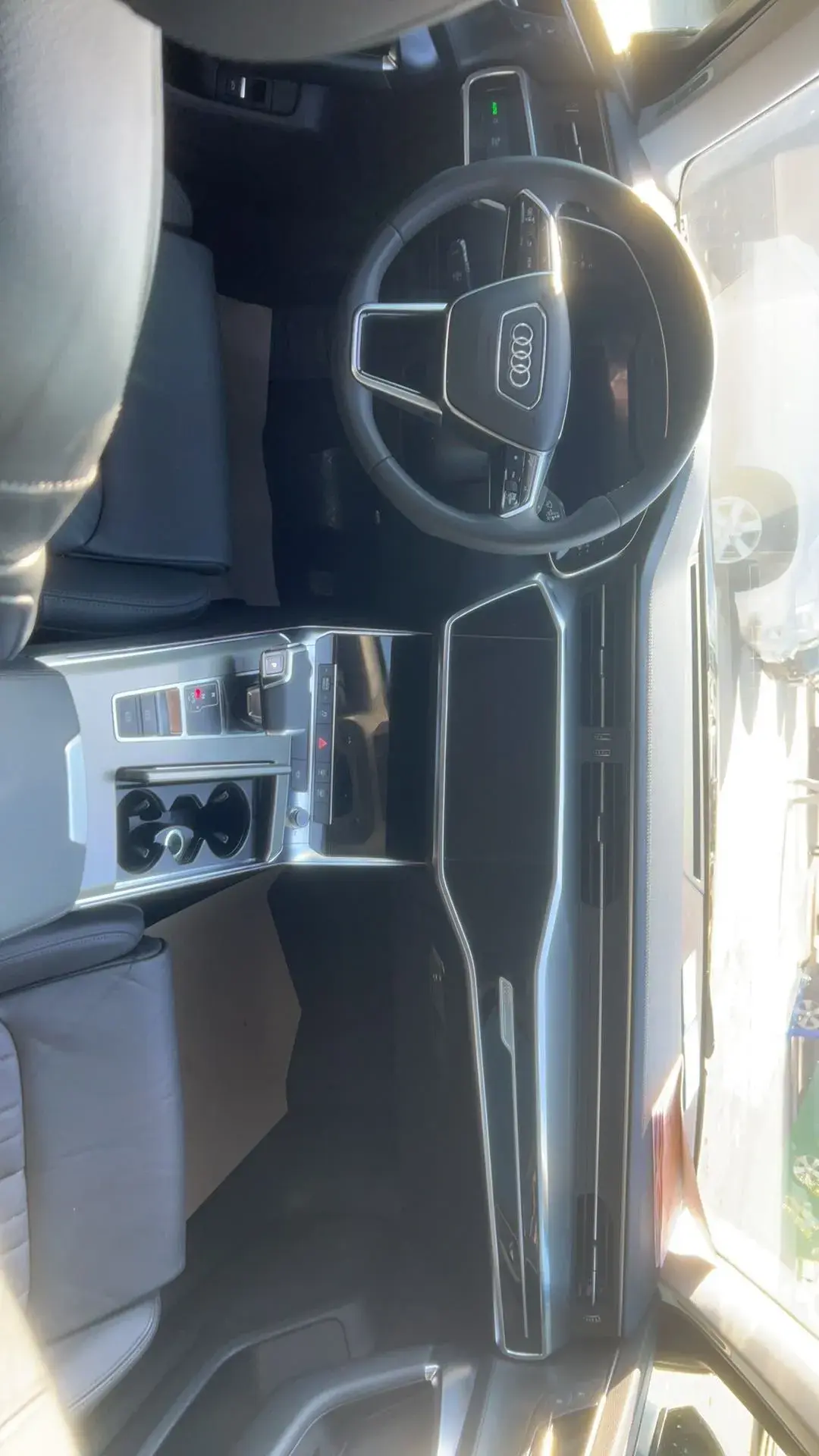 2020 AUDI A6L thumbnail 3