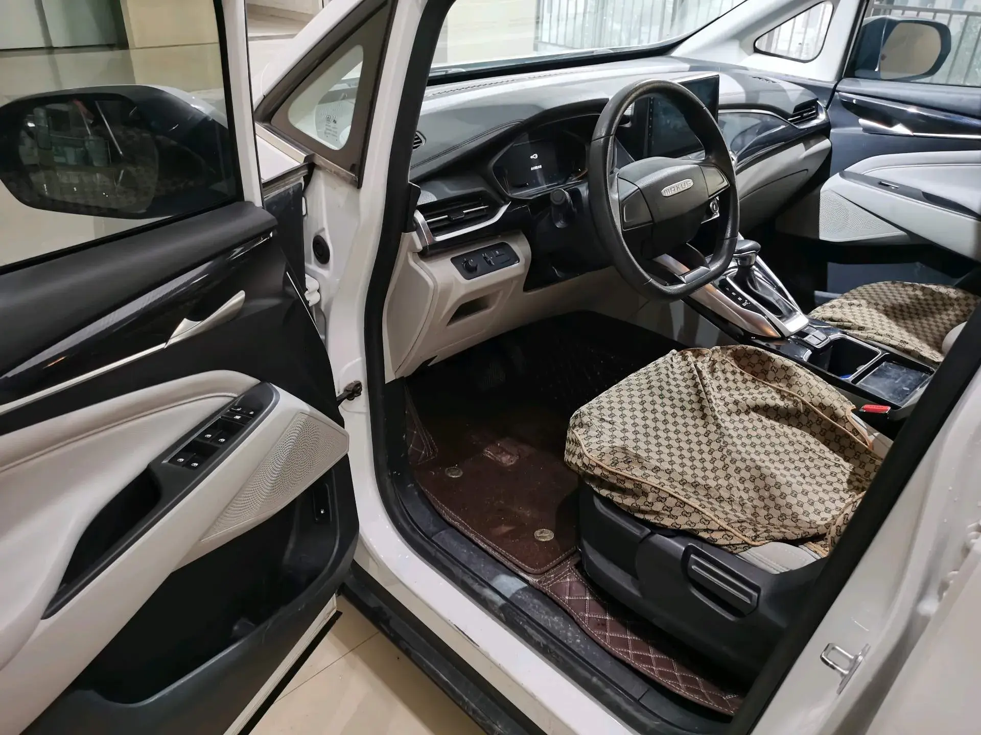 2021 MAXUS G50 thumbnail 4