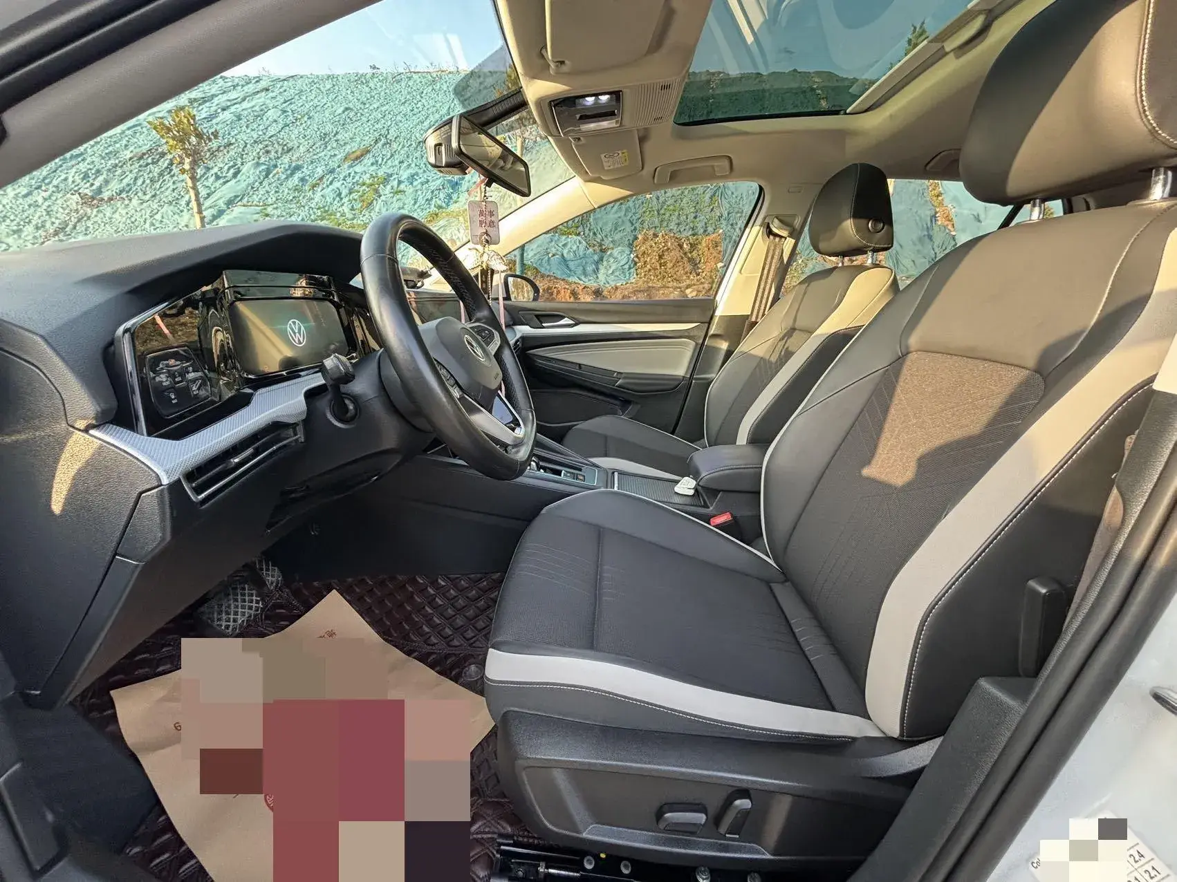 2021 VOLKSWAGEN GOLF thumbnail 4