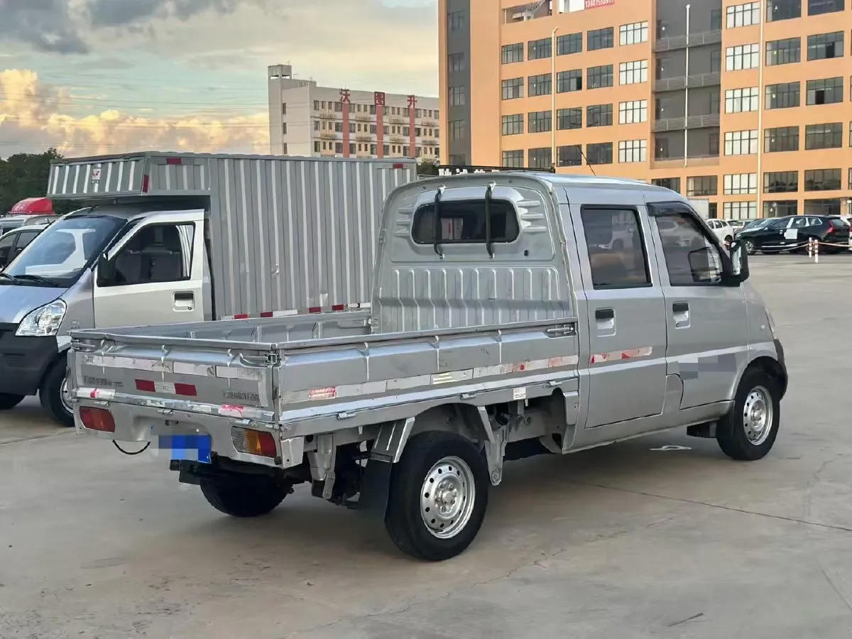 2018 WuLing RongGuang New Truck 1.8L 133HP L4 5MT,autocango,china used car exporter,china ev exporter,chinese used car exporter,chinese used ev exporter