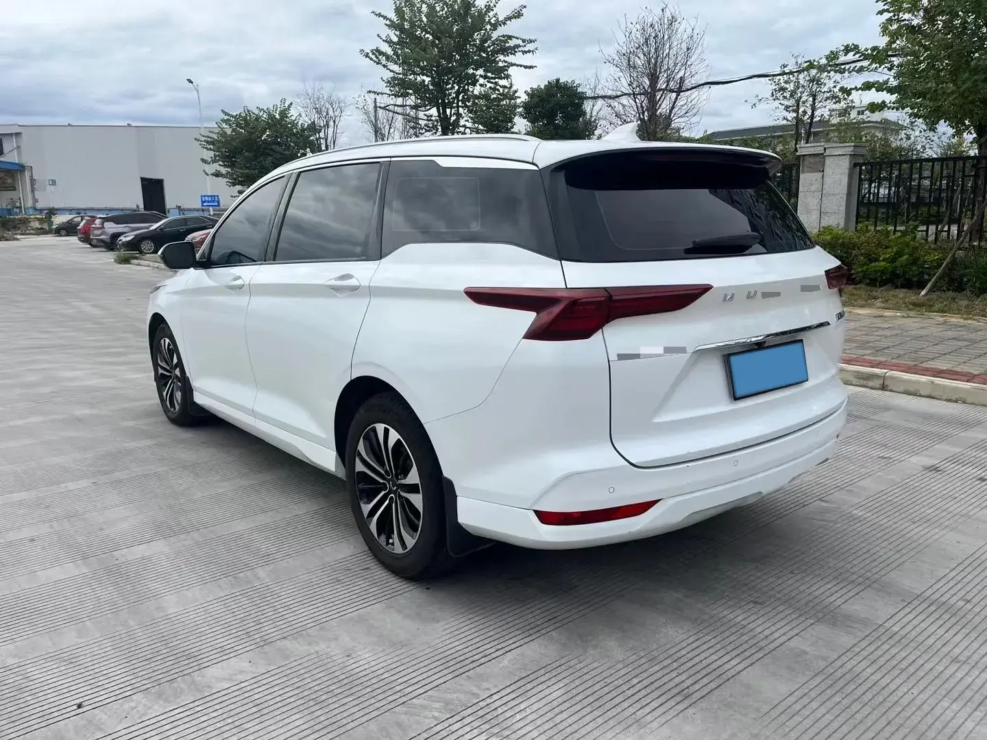 2022 WULING KAIJIE thumbnail 3