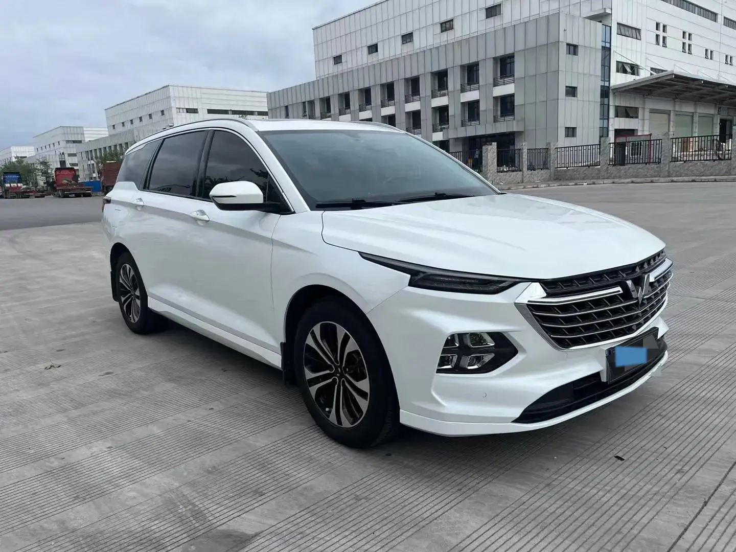 2022 WULING KAIJIE thumbnail 2