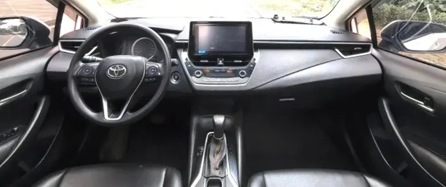 2019 TOYOTA COROLLA thumbnail 4