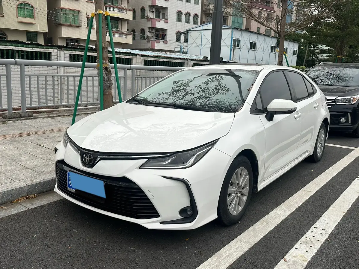 2021 Toyota Corolla 1.2T 116HP L4 CVT