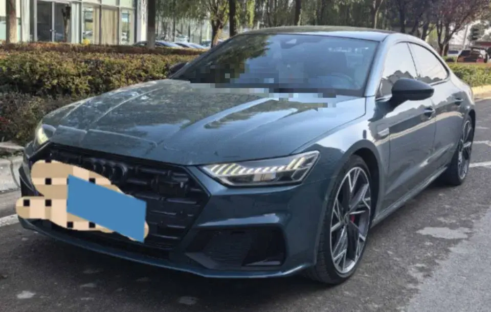 2022 AUDI A7L view 1