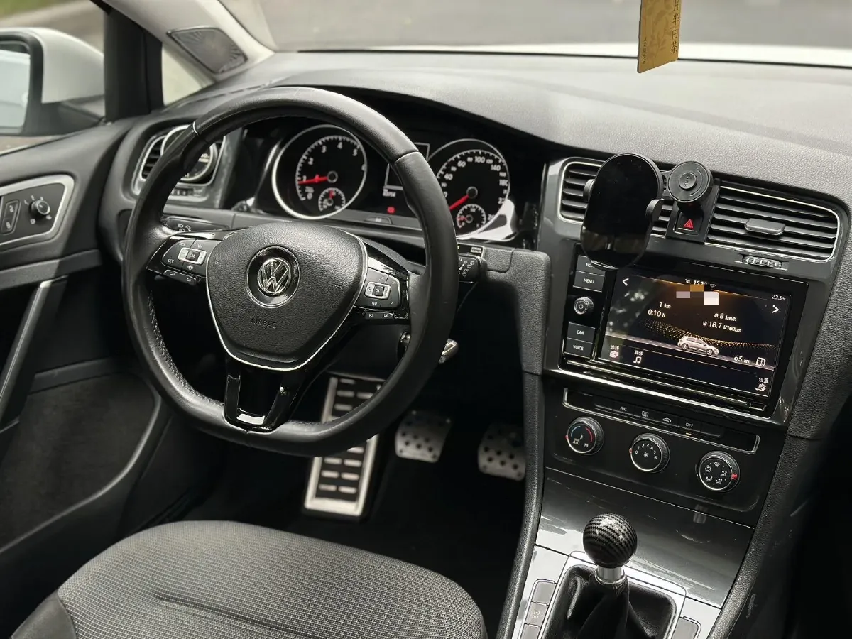 2018 Volkswagen Golf 1.4T 150HP L4 5MT,autocango,china used car exporter,china ev exporter,chinese used car exporter,chinese used ev exporter