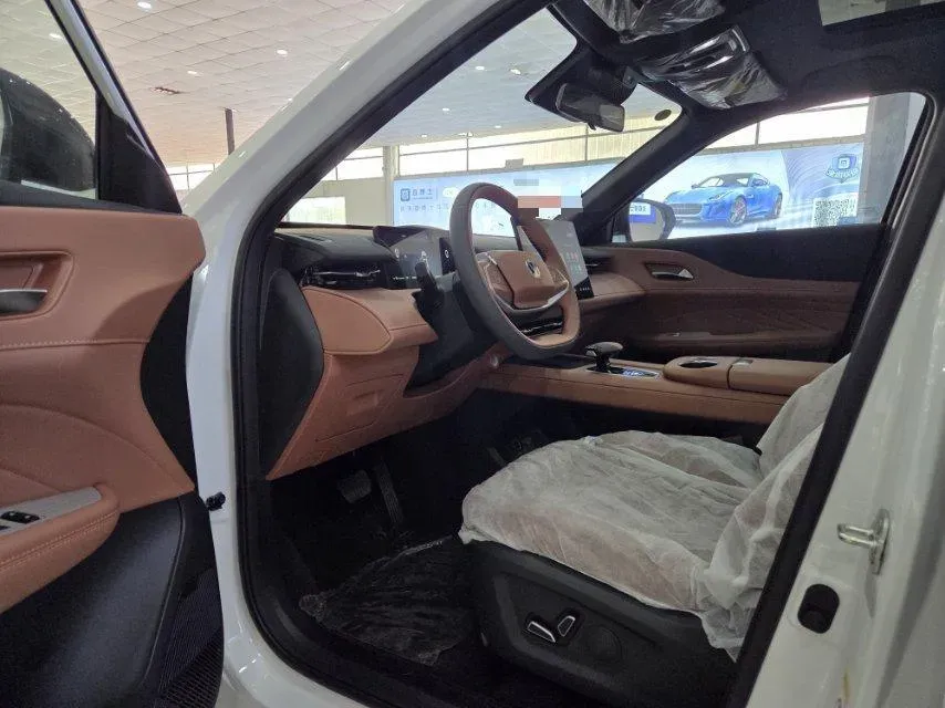 2025 ChangAn UNI-Z 1.5L 98HP L4 E-CVT PHEV,autocango,china used car exporter,china ev exporter,chinese used car exporter,chinese used ev exporter