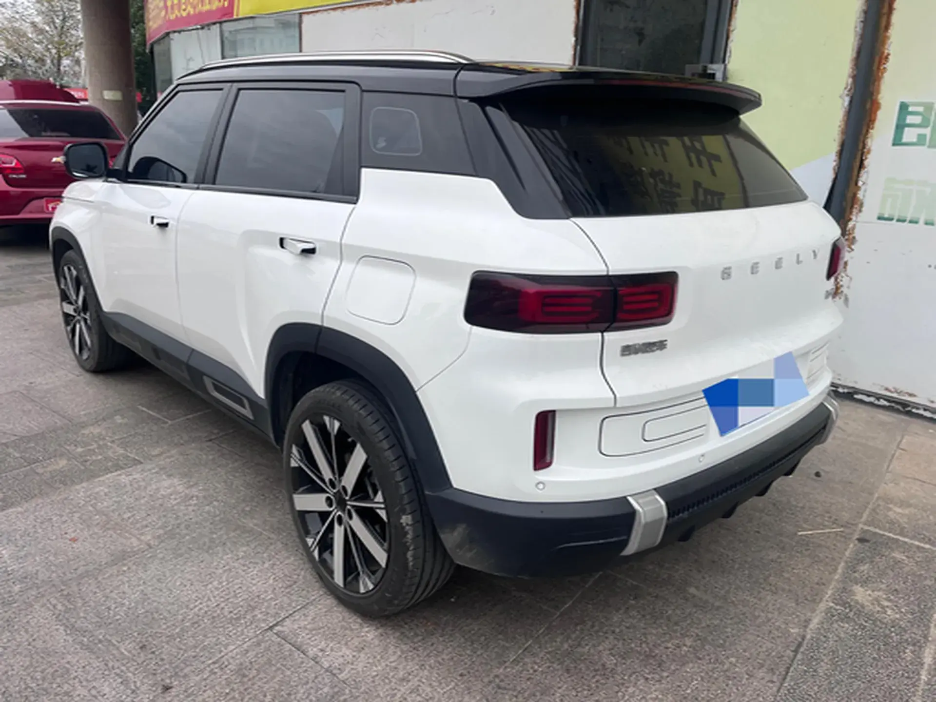 2023 GEELY ICON thumbnail 3