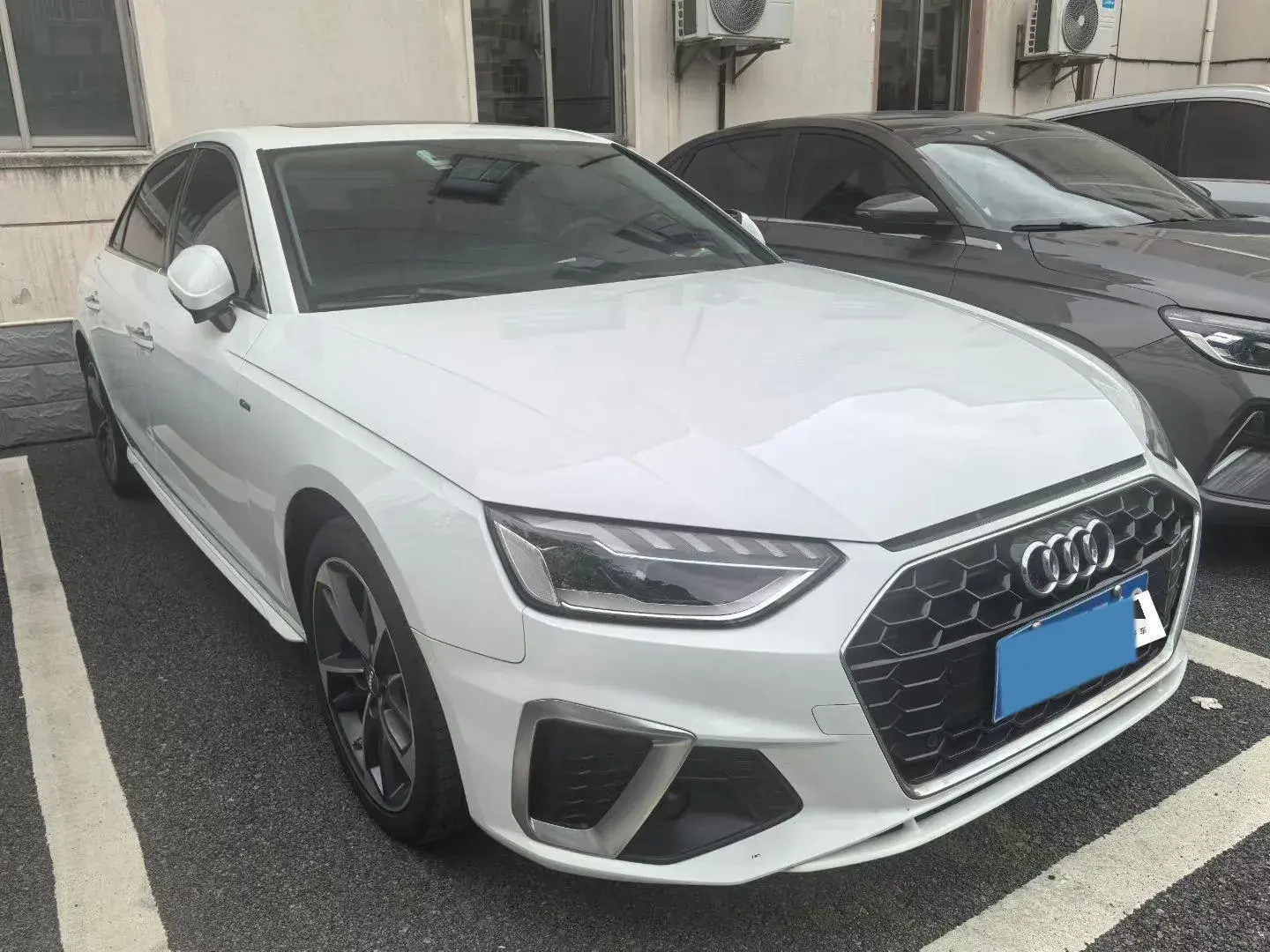 2020 AUDI A4L thumbnail 3