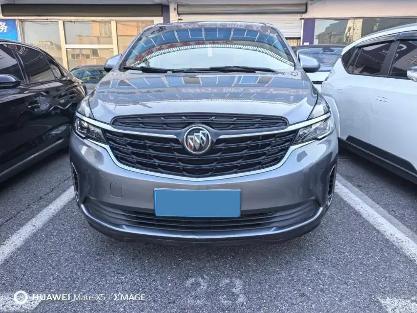 2022 BUICK GL8 thumbnail 2