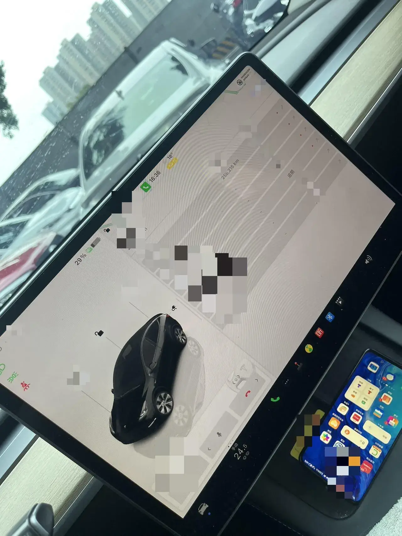 2022 TESLA MODEL thumbnail 4