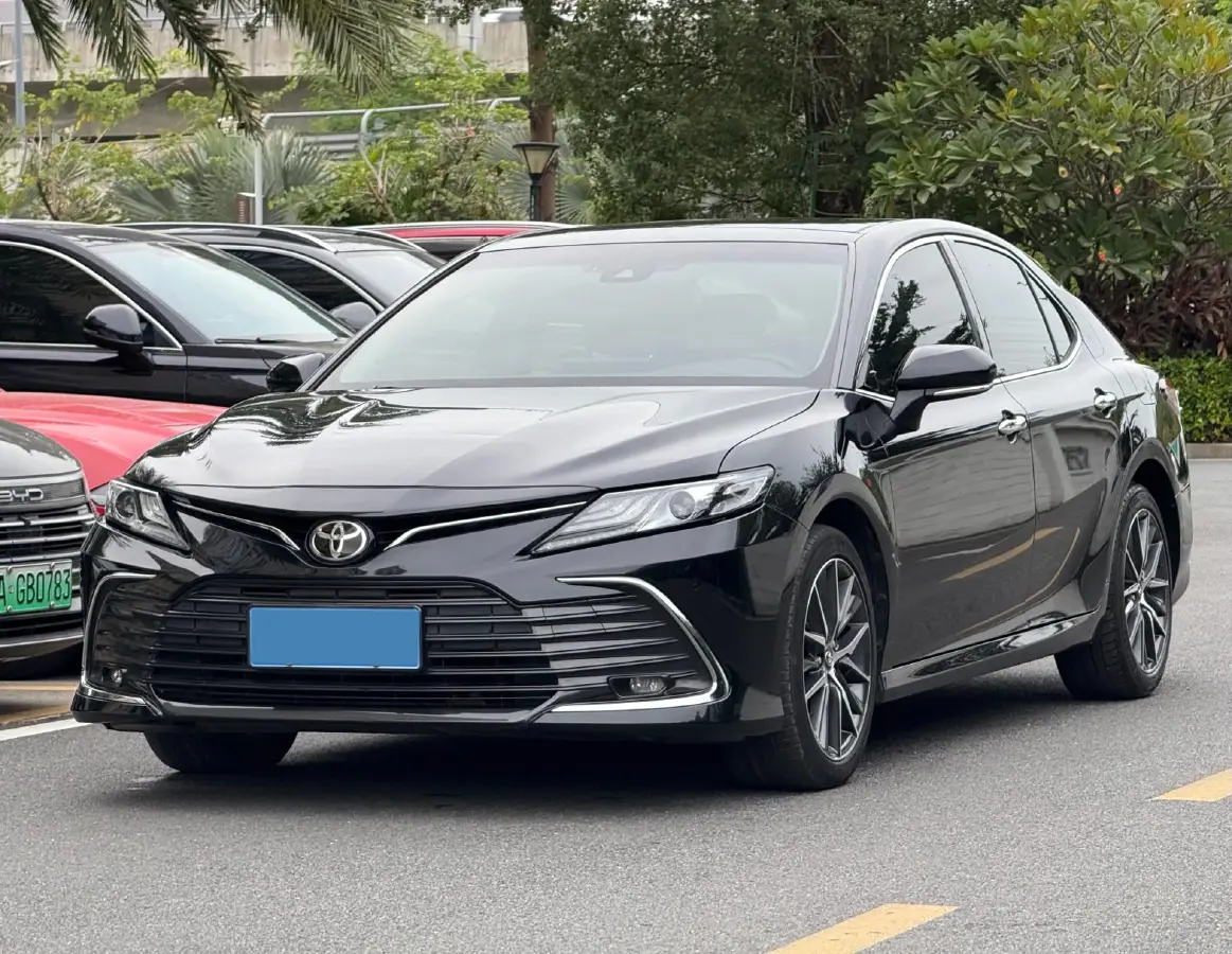 2021 Toyota Camry 2.5L 209HP L4 8AT