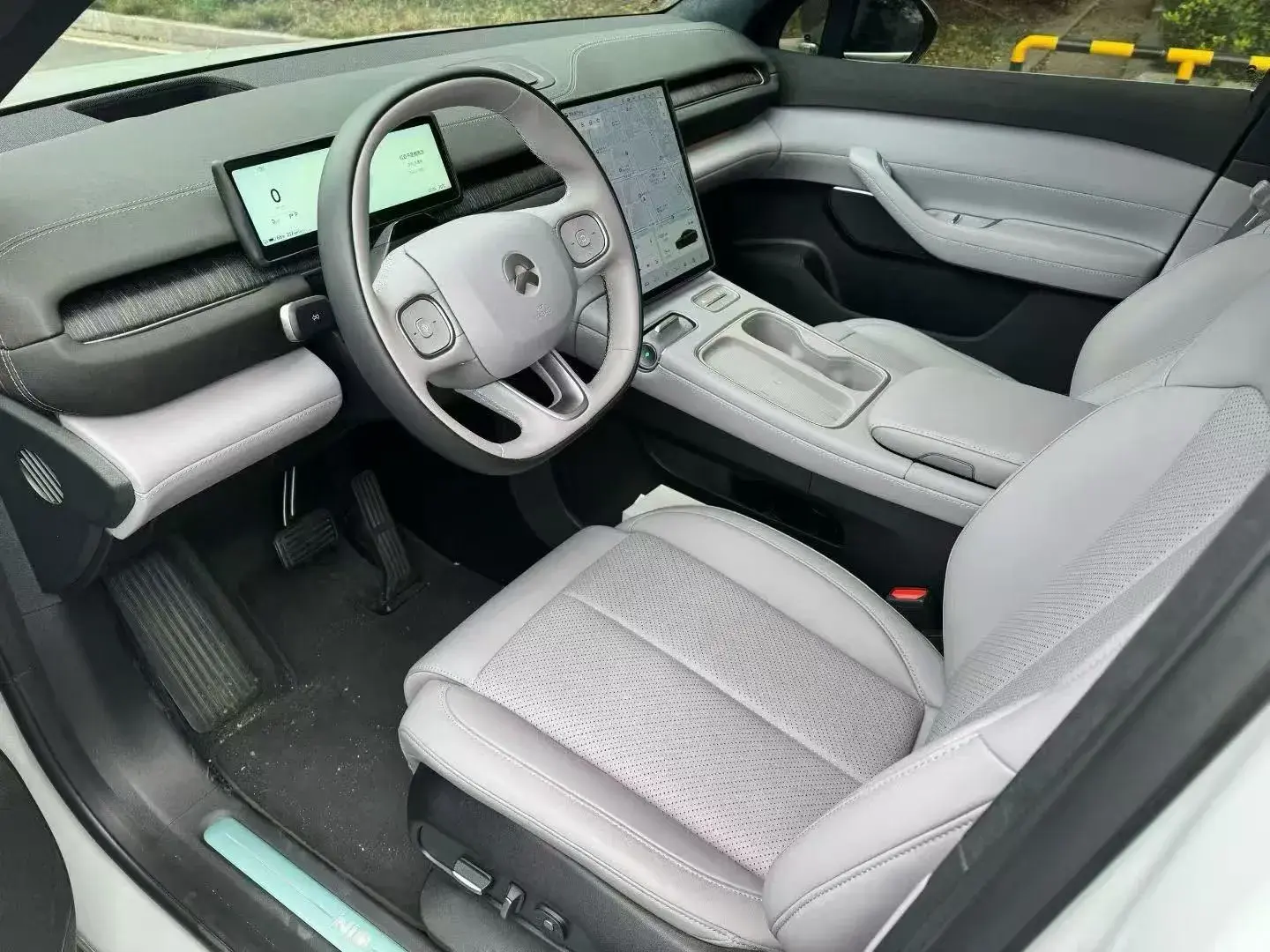 2024 NIO ES6 thumbnail 2