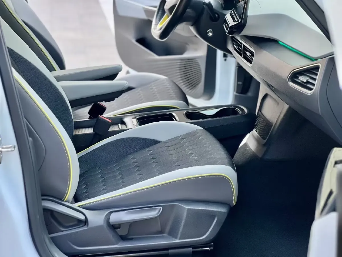 2021 Volkswagen ID.3 BEV 57.3KWH,autocango,china used car exporter,china ev exporter,chinese used car exporter,chinese used ev exporter