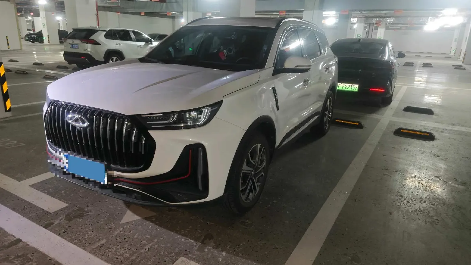 2023 Chery Tiggo 7 Plus 1.6T 197HP L4 7DCT,autocango,china used car exporter,china ev exporter,chinese used car exporter,chinese used ev exporter