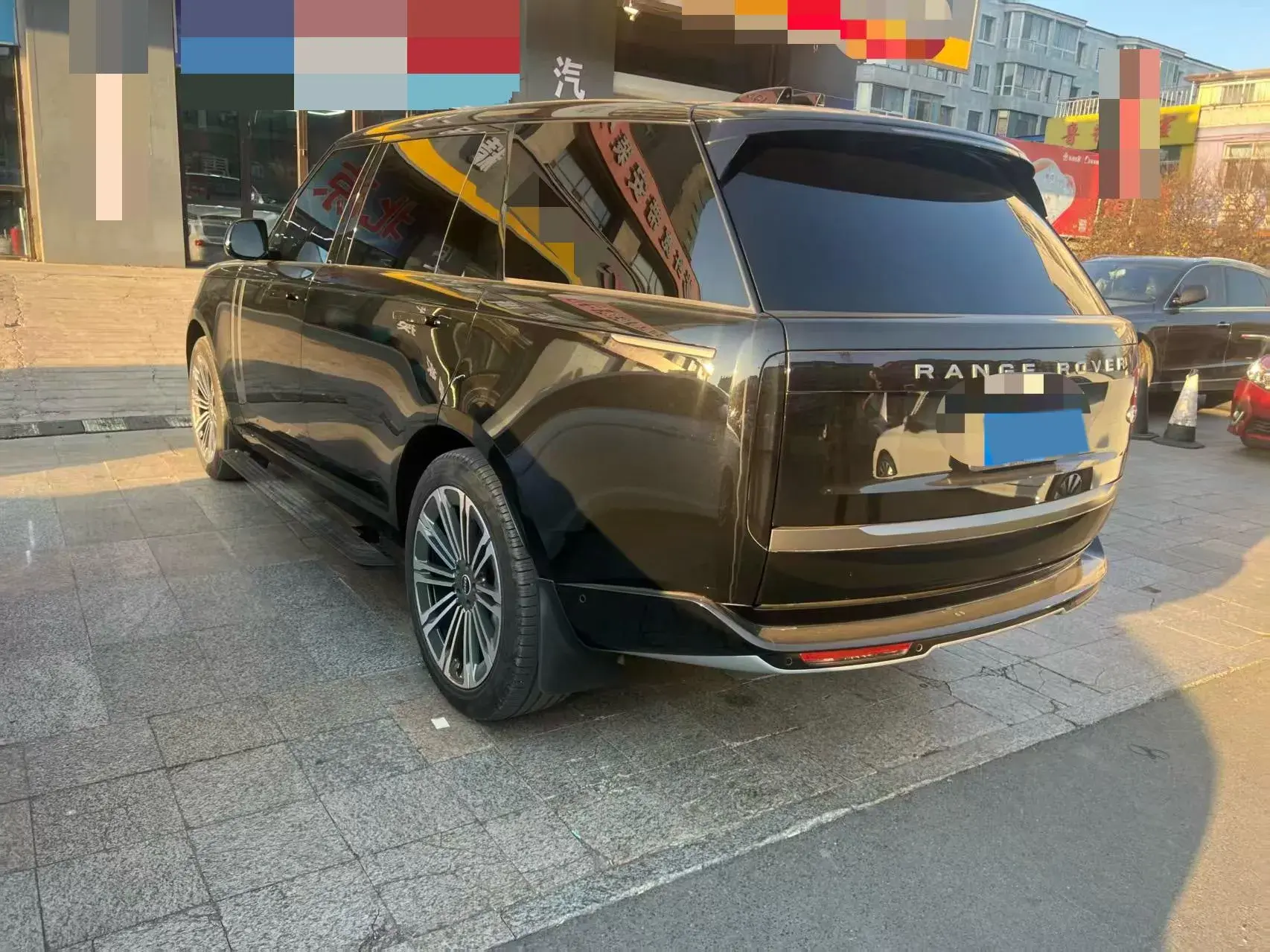 2022 LAND ROVER thumbnail 2